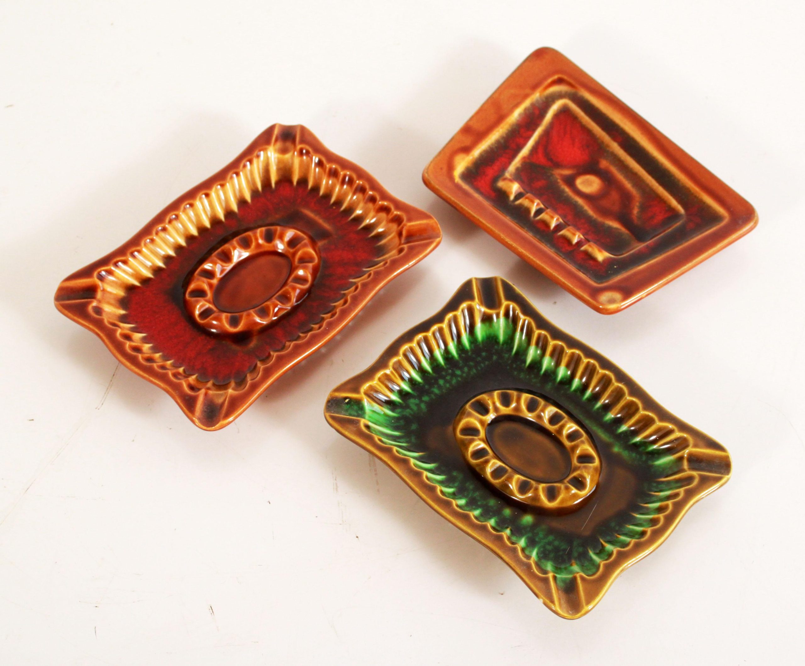 mid-century-modern-ceramic-pottery-ashtrays-set-of-3-3368 mid-century-modern-ceramic-pottery-ashtrays-set-of-3-3368
