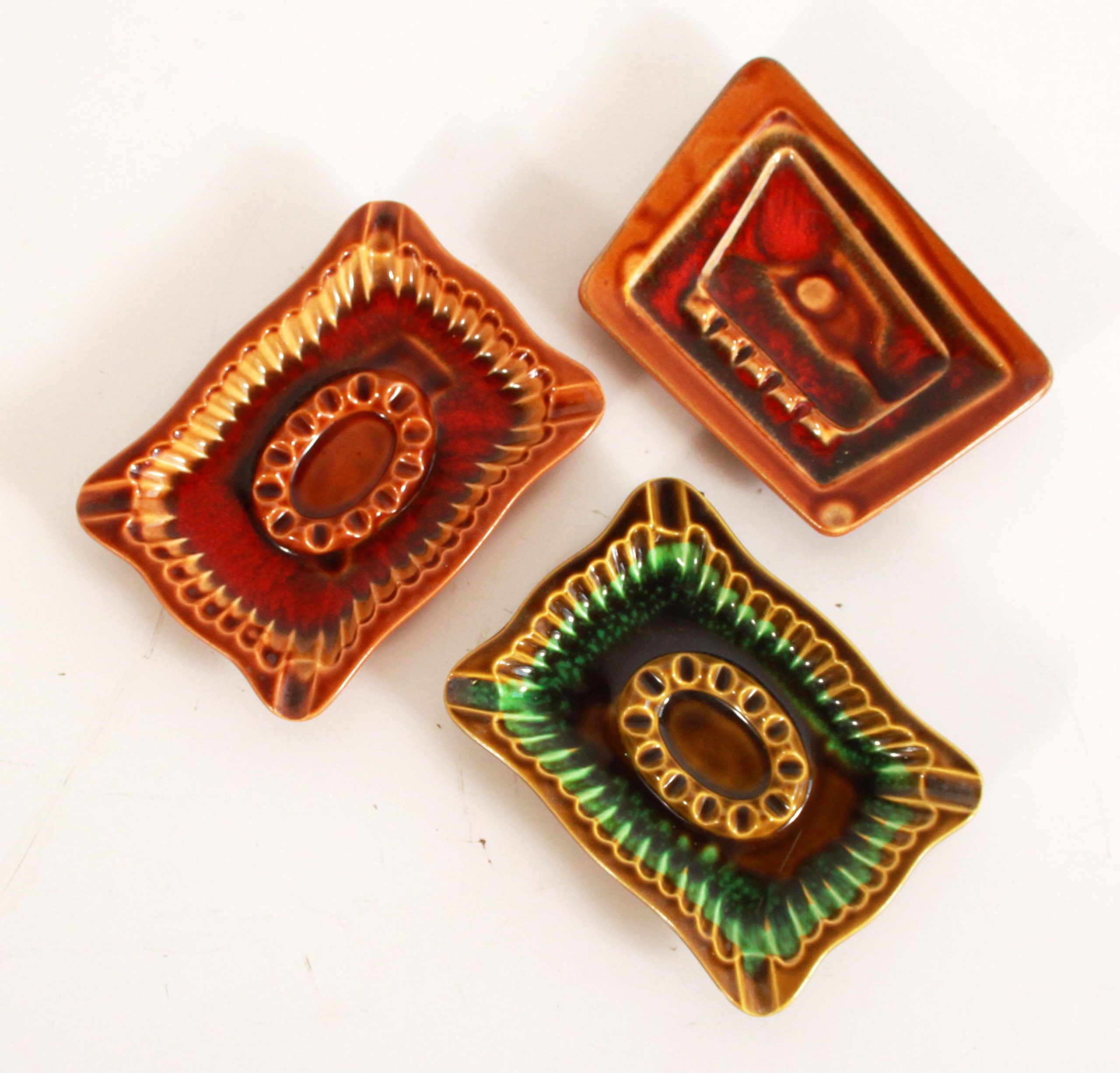 mid-century-modern-ceramic-pottery-ashtrays-set-of-3-8654 mid-century-modern-ceramic-pottery-ashtrays-set-of-3-8654