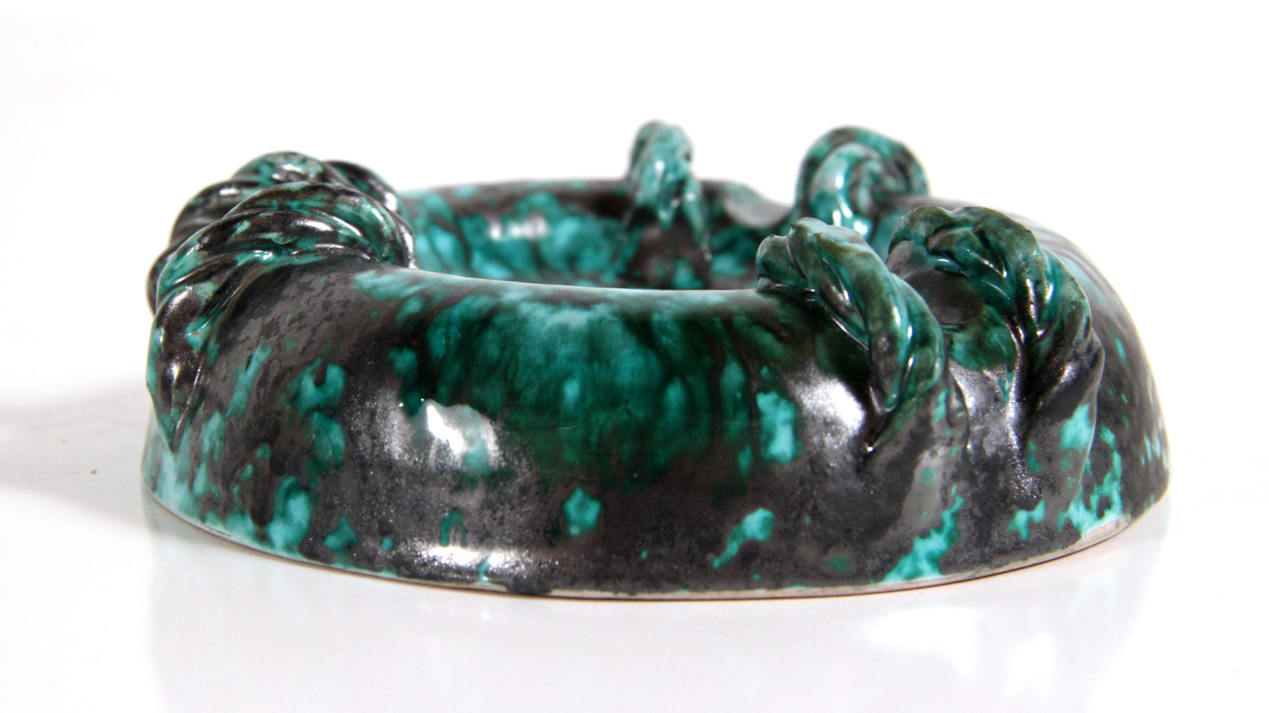 mid-century-modern-green-and-black-italian-ceramic-ashtray-2850 mid-century-modern-green-and-black-italian-ceramic-ashtray-2850