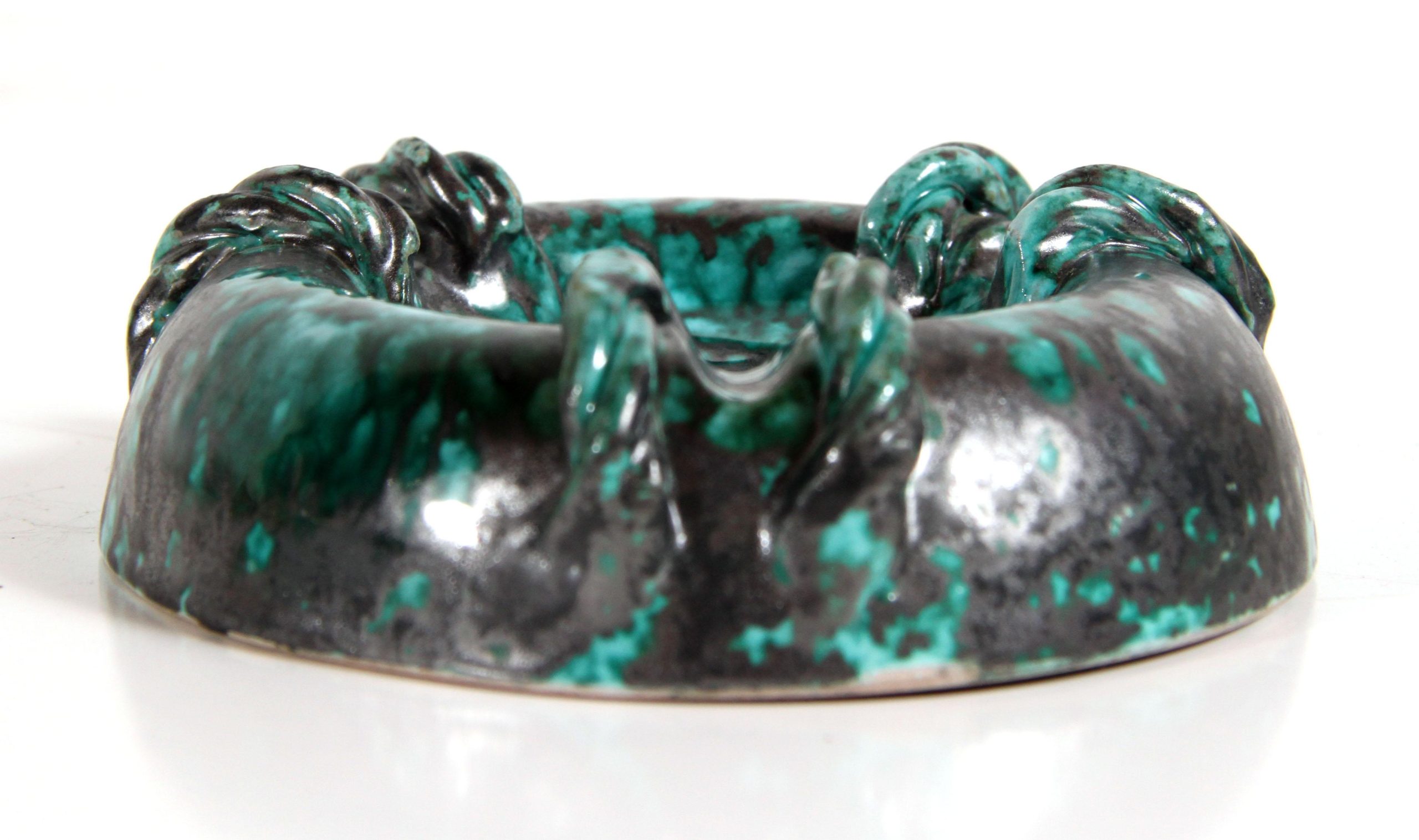 mid-century-modern-green-and-black-italian-ceramic-ashtray-5206 mid-century-modern-green-and-black-italian-ceramic-ashtray-5206