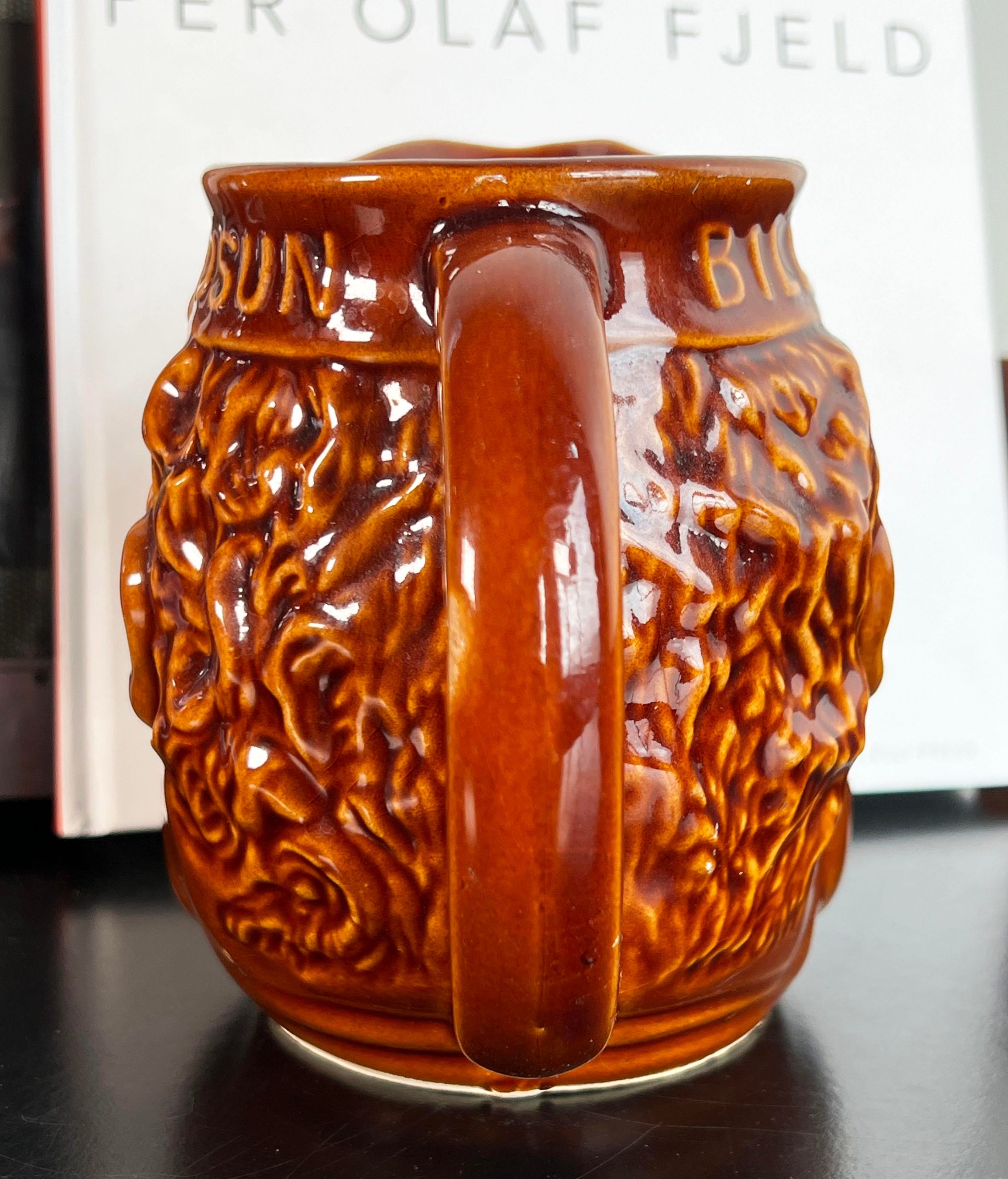 vintage-1950s-beenleigh-rum-ceramic-advertising-pitcher-from-australia-2662 vintage-1950s-beenleigh-rum-ceramic-advertising-pitcher-from-australia-2662