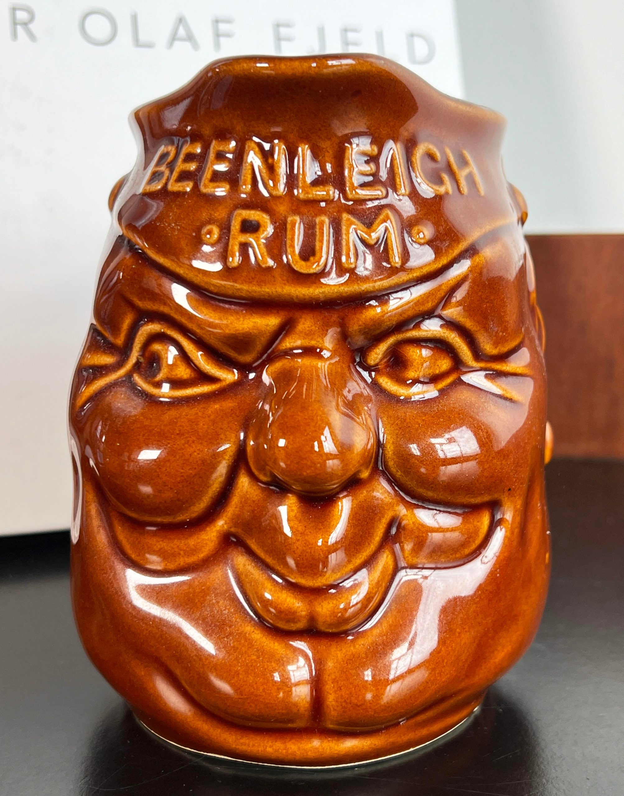 vintage-1950s-beenleigh-rum-ceramic-advertising-pitcher-from-australia-3155 vintage-1950s-beenleigh-rum-ceramic-advertising-pitcher-from-australia-3155