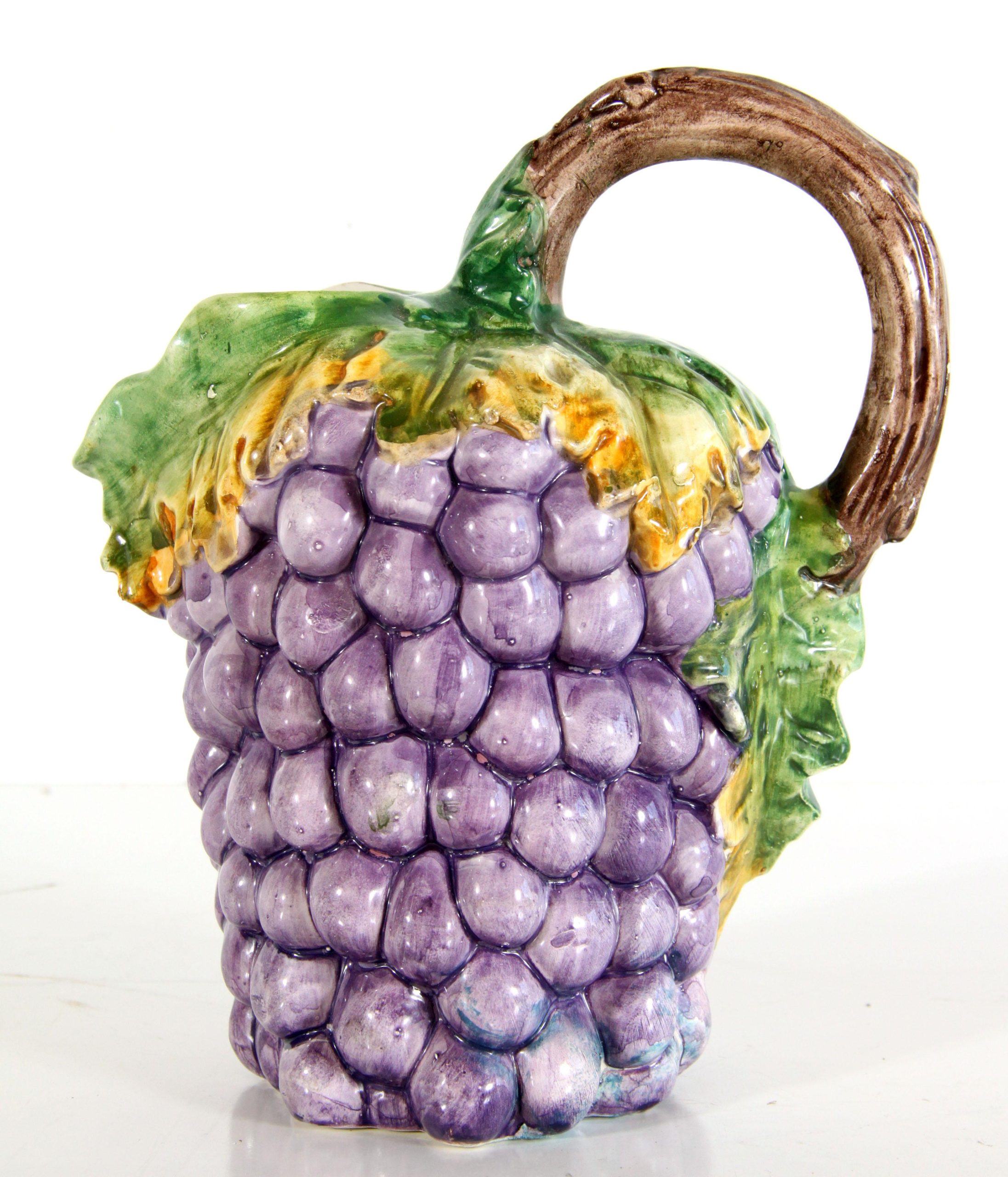 vintage-italian-trompe-loeil-grapes-cluster-water-cocktail-pitcher-7393 vintage-italian-trompe-loeil-grapes-cluster-water-cocktail-pitcher-7393