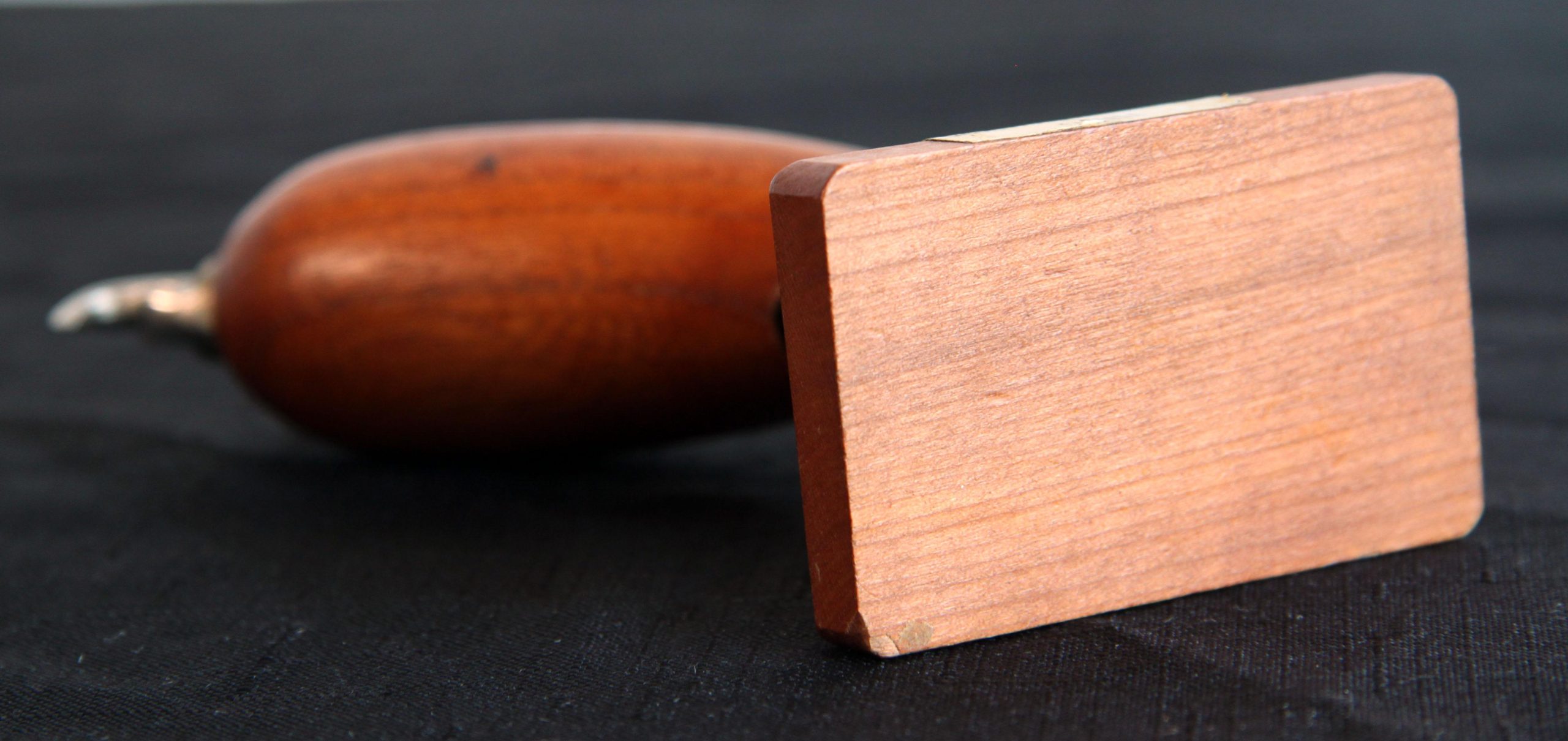 vintage-teak-bird-bottle-opener-on-stand-0250 vintage-teak-bird-bottle-opener-on-stand-0250