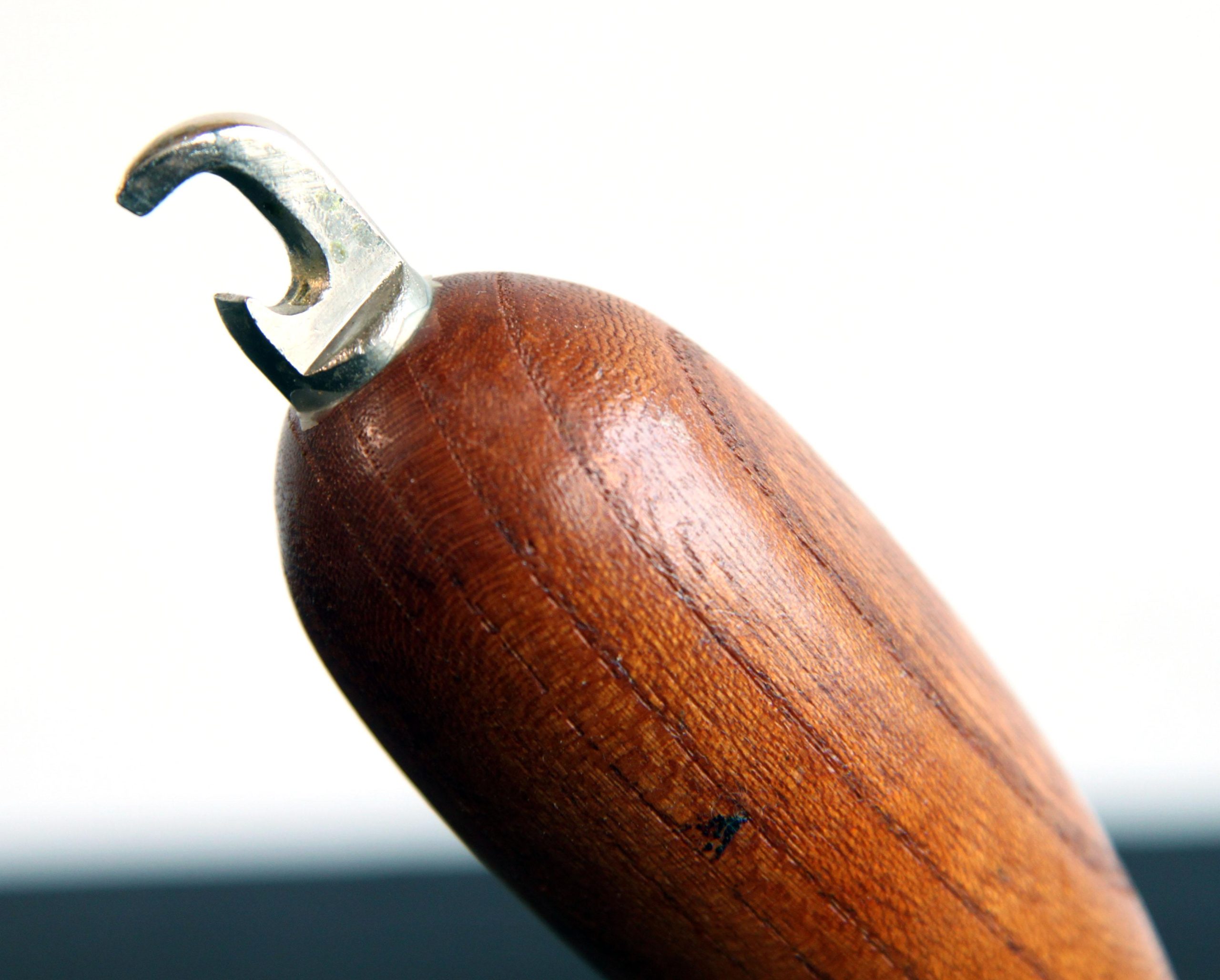 vintage-teak-bird-bottle-opener-on-stand-9939 vintage-teak-bird-bottle-opener-on-stand-9939